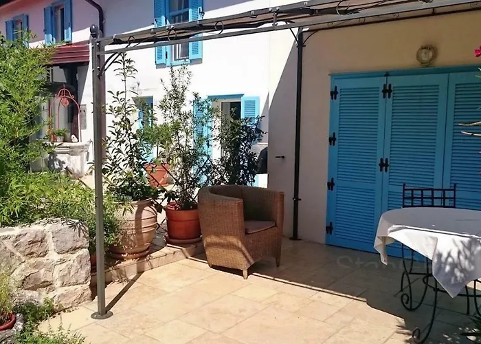 Mali San Βίλα Barusic